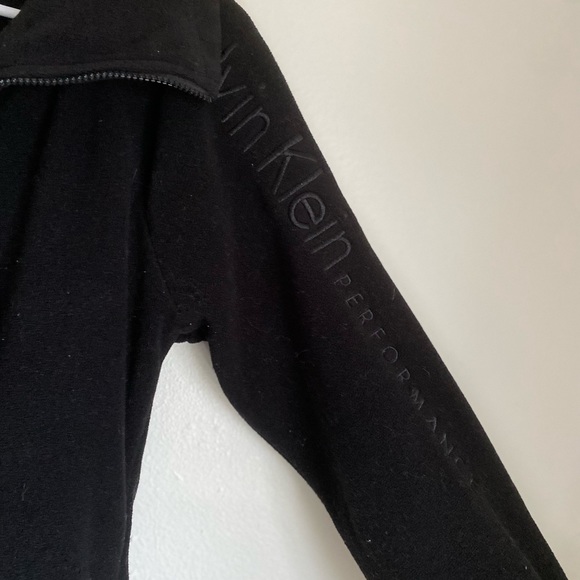 Calvin Klein performance jacket - Picture 5 of 8